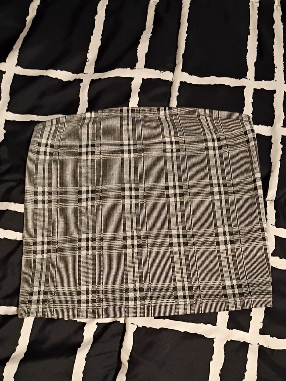 Women's Plaid Tube Top Shirt - Black & White